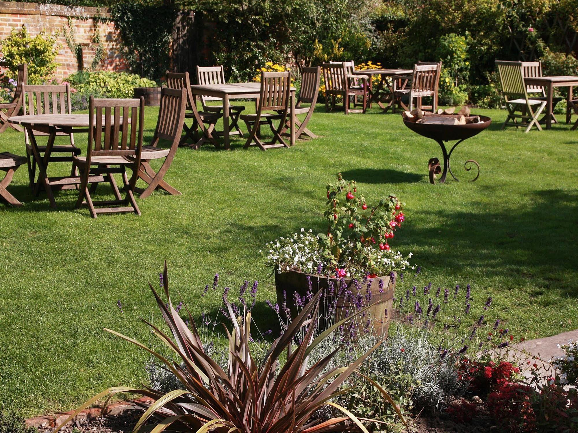 The Royal Oak, Yattendon Frilsham Екстериор снимка