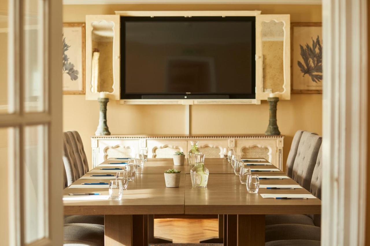 The Royal Oak, Yattendon Frilsham Екстериор снимка